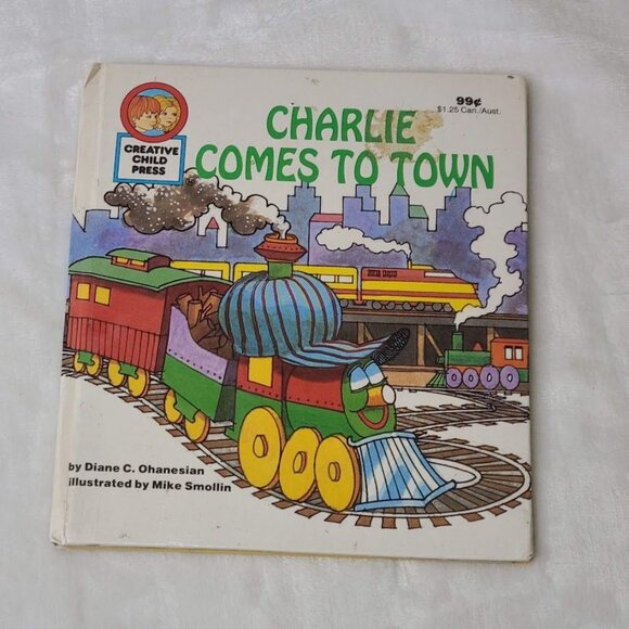 Charlie Comes To Town Diane C Ohanesian  1992 Creative Child Press Hardcover - Picture 3 of 7